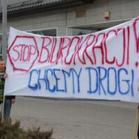Zdjęcie ilustracyjne wiadomości: <b>Blokada drogi krajowej w Wielogłowach – protest mieszkańców</b> #2