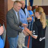 Zdjęcie ilustracyjne wiadomości: SP w Trzetrzewinie dziewczyny oraz SP w Chełmcu chłopcy najlepsi w zawodach między gminnych w piłce ręcznej Szkół Podstawowych klas IV - VI #10