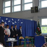 Zdjęcie ilustracyjne wiadomości: Zakończenie roku szkolnego w Szkole Podstawowej w Librantowej. Pożegnaliśmy ósmoklasistów oraz odchodzącego na emeryturę księdza Henryka Osorę.
 #25