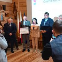 Zdjęcie ilustracyjne wiadomości: Wójt Gminy Chełmie odebrał czek na 3,6 mln zł z Programu Rozwoju Obszarów Wiejskich #2
