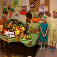 Zdjęcie ilustracyjne wiadomości: „Jesienny kosz owocowo-warzywny”  w Zespole Szkół w Biczycach Dolnych #2