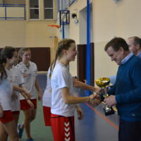 Zdjęcie ilustracyjne wiadomości: Mistrzostwa Gminy Chełmiec w piłce ręcznej dziewcząt Gimnazjum #17