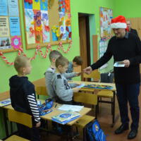 Zdjęcie ilustracyjne wiadomości: Prezent mikołajkowy dla wszystkich uczniów z gminy Chełmiec. #9