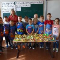 Zdjęcie ilustracyjne wiadomości: Dzień Zdrowej Żywności w Szkole Podstawowej w Świniarsku 25 kwietnia 2018r. #6
