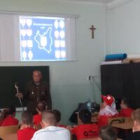 Zdjęcie ilustracyjne wiadomości: „Żywa lekcja historii” – Droga Polski do Niepodległości  w Szkole Podstawowej w Wielogłowach #3