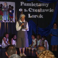 Zdjęcie ilustracyjne wiadomości: Gminne zakończenie roku szkolnego 2017/2018 wraz z uroczystym nadaniem i poświęceniem Sztandaru w Szkole Podstawowej im. siostry Czesławy Lorek w Biczycach Dolnych. #65