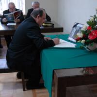 Zdjęcie ilustracyjne wiadomości: <b>Uczczenie pamięci Prezydenta RP i Wszystkich tragicznie zmarłych w katastrofie lotniczej przez samorząd Gminy Chełmiec </b> #25