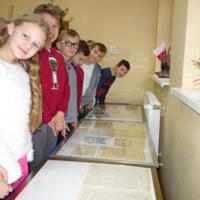 Zdjęcie ilustracyjne wiadomości: „100 lat niepodległości” - wystawa pamiątek w Szkole Podstawowej w Marcinkowicach #2