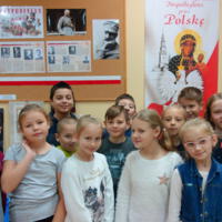 Zdjęcie ilustracyjne wiadomości: „100 lat niepodległości” - wystawa pamiątek w Szkole Podstawowej w Marcinkowicach #26