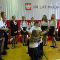 Zdjęcie ilustracyjne wiadomości: Obchody 100. Rocznicy odzyskania  przez Polskę Niepodległości w Szkole Podstawowej w  Klęczanach #14