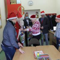 Zdjęcie ilustracyjne wiadomości: Święty Mikołaj u uczniów ze Szkoły Podstawowej z Oddziałami Specjalnymi w Chełmcu #20