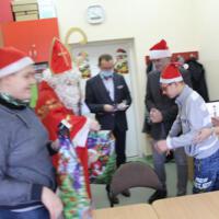 Zdjęcie ilustracyjne wiadomości: Święty Mikołaj u uczniów ze Szkoły Podstawowej z Oddziałami Specjalnymi w Chełmcu #22