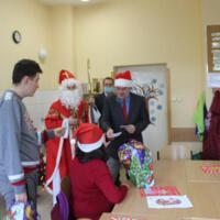 Zdjęcie ilustracyjne wiadomości: Święty Mikołaj u uczniów ze Szkoły Podstawowej z Oddziałami Specjalnymi w Chełmcu #47