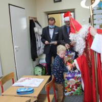 Zdjęcie ilustracyjne wiadomości: Święty Mikołaj u uczniów ze Szkoły Podstawowej z Oddziałami Specjalnymi w Chełmcu #61