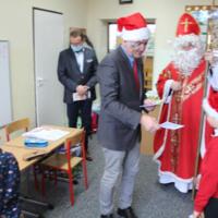 Zdjęcie ilustracyjne wiadomości: Święty Mikołaj u uczniów ze Szkoły Podstawowej z Oddziałami Specjalnymi w Chełmcu #65