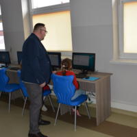 Zdjęcie ilustracyjne wiadomości: Otwarcie nowych pracowni komputerowych w Chełmcu i Krasnem Potockiem #18