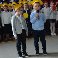 Zdjęcie ilustracyjne wiadomości: Ślubowanie klas pierwszych w Szkole Podstawowej w Chełmcu #24