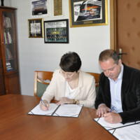 Zdjęcie ilustracyjne wiadomości: Podpisanie Porozumienia o Współpracy Pomiędzy SP w Wielogłowach  i  PWSZ w Nowym Sączu #2