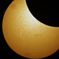 Zdjęcie ilustracyjne wiadomości: Częściowe zaćmienie Słońca - 25 października 2022 r. #1