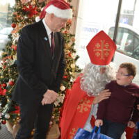 Zdjęcie ilustracyjne wiadomości: Spotkanie Świętego Mikołaja z dziećmi niepełnosprawnymi. #26