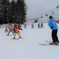 Zdjęcie ilustracyjne wiadomości: Kolejny weekend szkolenia nauki jazdy na nartach za nami! #48