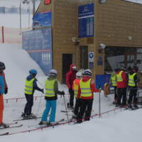 Zdjęcie ilustracyjne wiadomości: Kolejny weekend szkolenia nauki jazdy na nartach za nami! #96