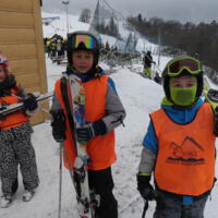 Zdjęcie ilustracyjne wiadomości: Kolejny weekend szkolenia nauki jazdy na nartach za nami! #125
