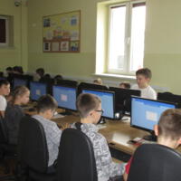 Zdjęcie ilustracyjne wiadomości: 8 pracowni komputerowych dla chełmieckich szkół #7