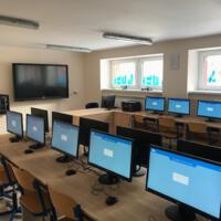 Zdjęcie ilustracyjne wiadomości: 8 pracowni komputerowych dla chełmieckich szkół #17