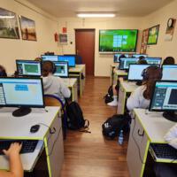 Zdjęcie ilustracyjne wiadomości: 8 pracowni komputerowych dla chełmieckich szkół #26