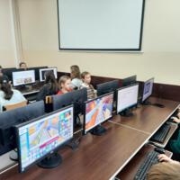 Zdjęcie ilustracyjne wiadomości: 8 pracowni komputerowych dla chełmieckich szkół #32