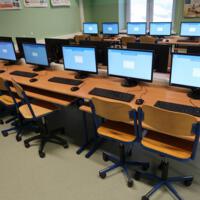 Zdjęcie ilustracyjne wiadomości: 8 pracowni komputerowych dla chełmieckich szkół #36