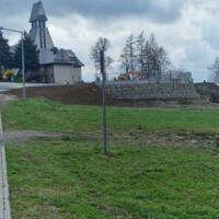Dnia 12 marca 2024 roku w Wielogłowach został oddany do użytkowania nowy parking wraz z oświetleniem i odwodnieniem przy cmentarzu. 