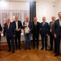 Uroczyste zakończenie sezonu lotowego 2023 Polskiego Związku Hodowców Gołębi Pocztowych w domu weselnym w Trzetrzewinie