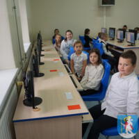 Zdjęcie ilustracyjne wiadomości: Uroczyste otwarcie pracowni komputerowej w Szkole Podstawowej w Wielogłowach #2