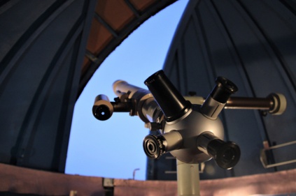 Zdjęcie ilustracyjne - teleskop
