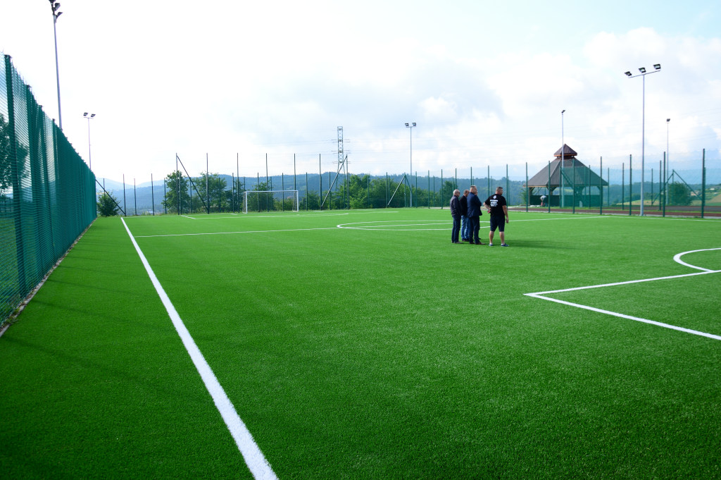 Boisko w Librantowej