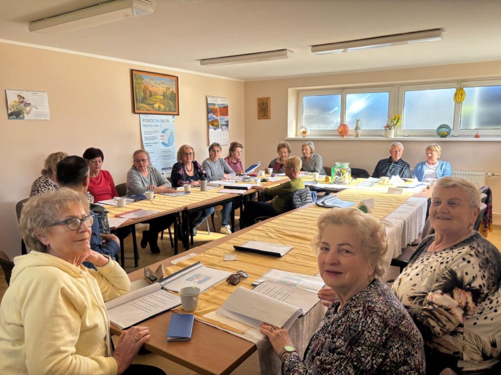 grupa seniorów
