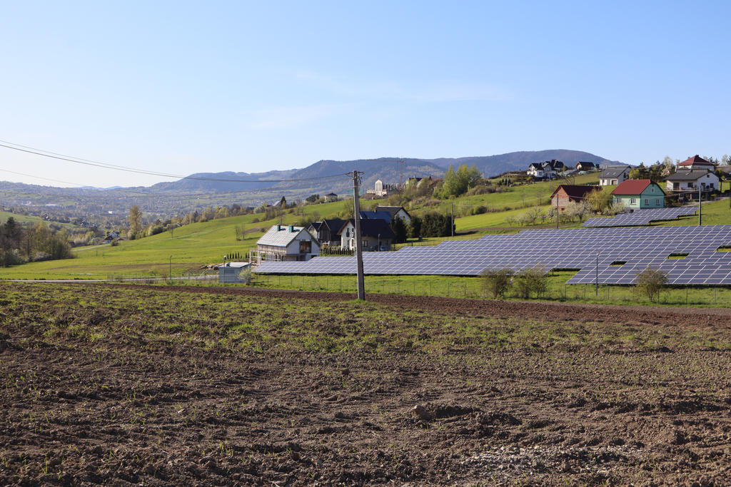 Farma fotowoltaiczna - straty 
