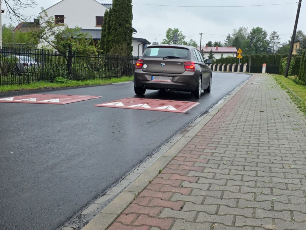 Po remoncie Starowiejskiej czas na Świerkową i Makową w Małej Wsi 
