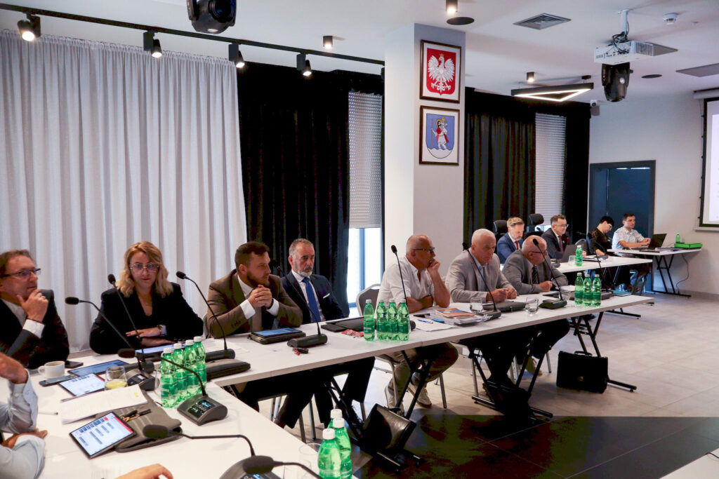 sesja Rady Gminy Chełmiec 25 czerwca absolutorium (10)_wynik