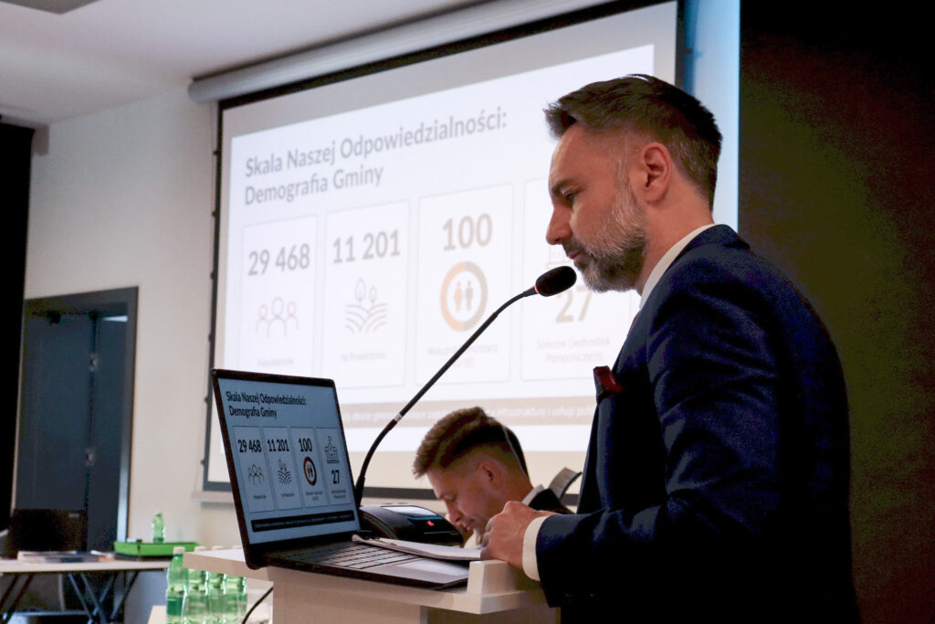 sesja Rady Gminy Chełmiec 25 czerwca absolutorium (40)_wynik